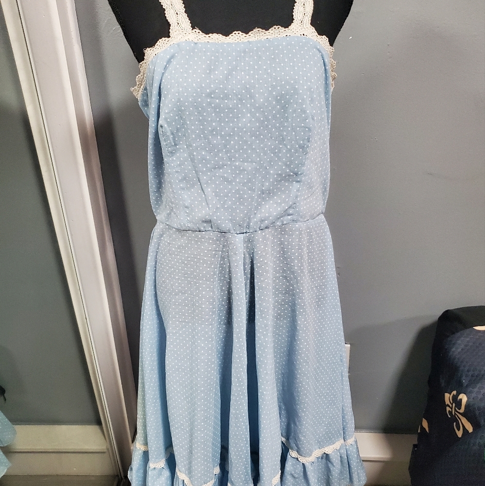 ♥ 2/$15 Vintage Gunne Sax Style Polka-dot Baby Blue Laced Prairie Dress Sz L